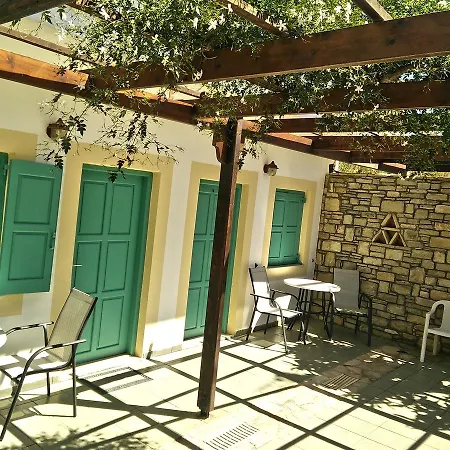 Dimitris 3*