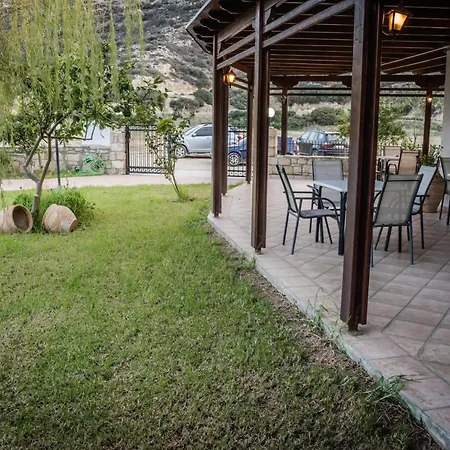 Dimitris 3* Matala